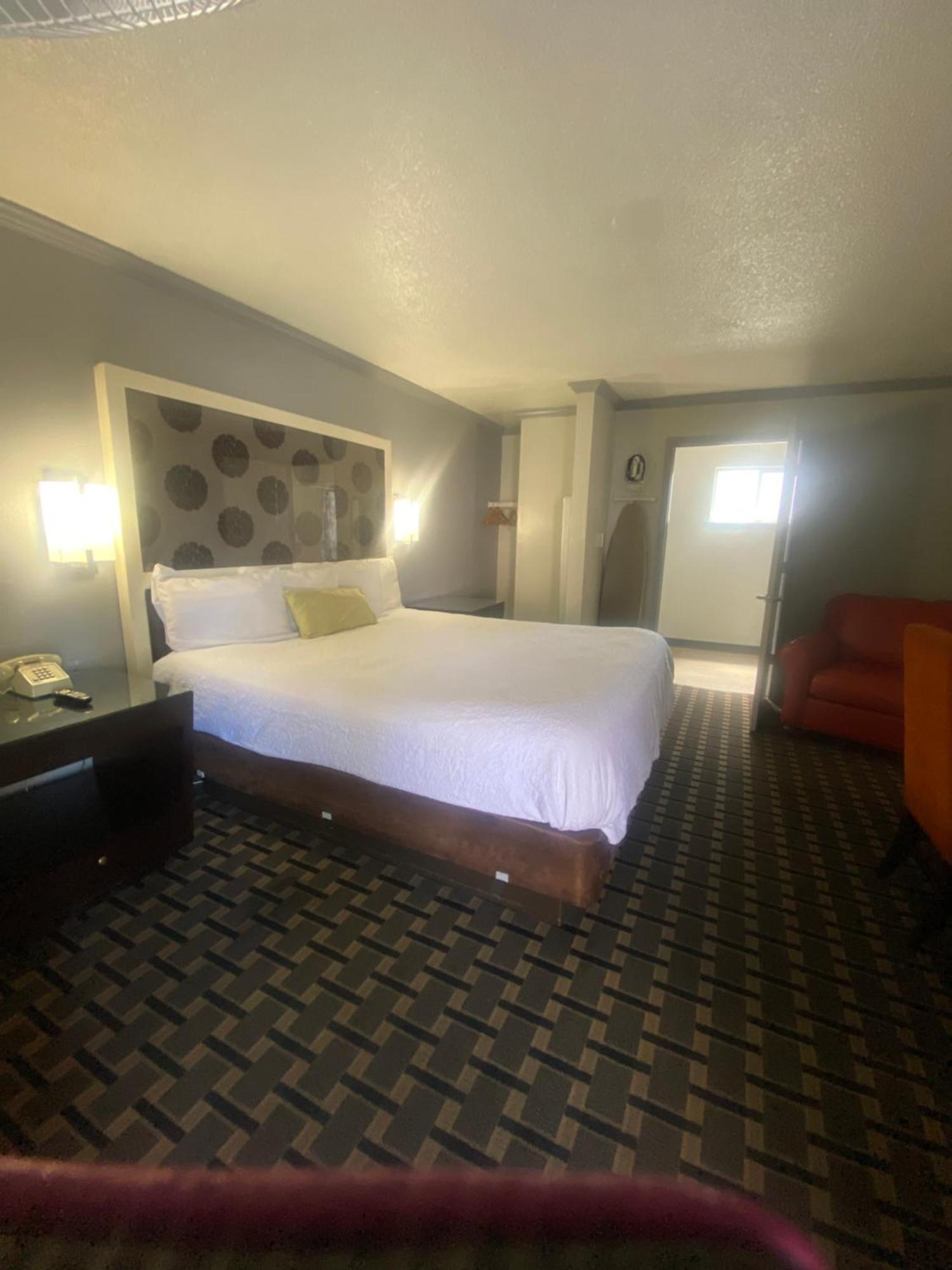 Budget Inn At The Heavenly Gondola South Lake Tahoe Exterior photo