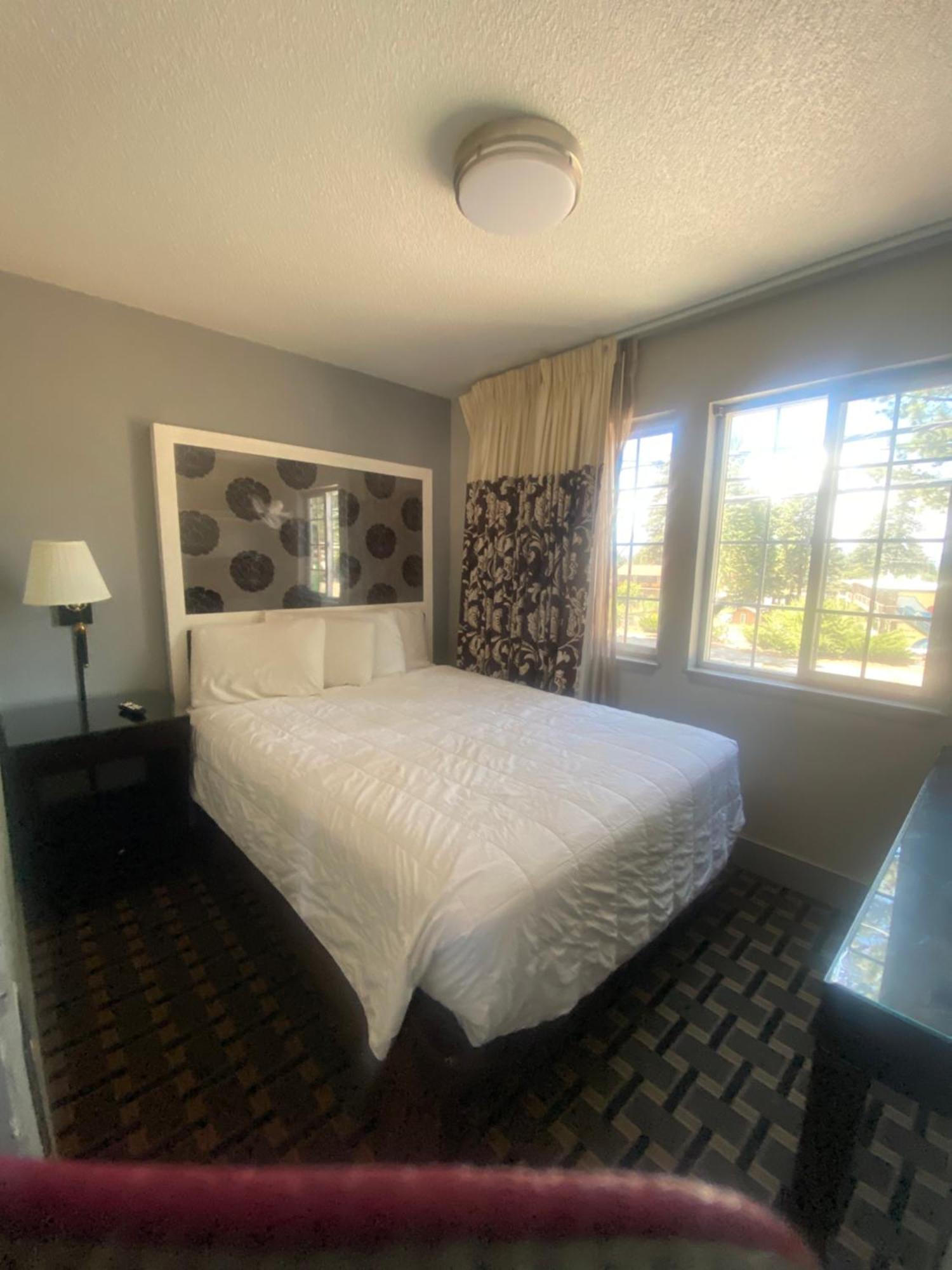 Budget Inn At The Heavenly Gondola South Lake Tahoe Exterior photo